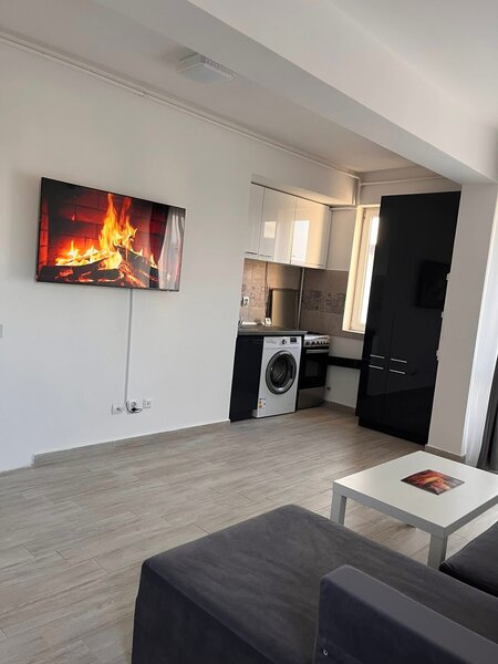 Sector 4, Popesti- Leordeni, Dimitrie Leonida